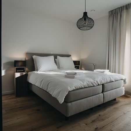 Huswell - The Tide - Stylish Seaview Apartment For 4 - Prime Location & Private Parking Cadzand Buitenkant foto