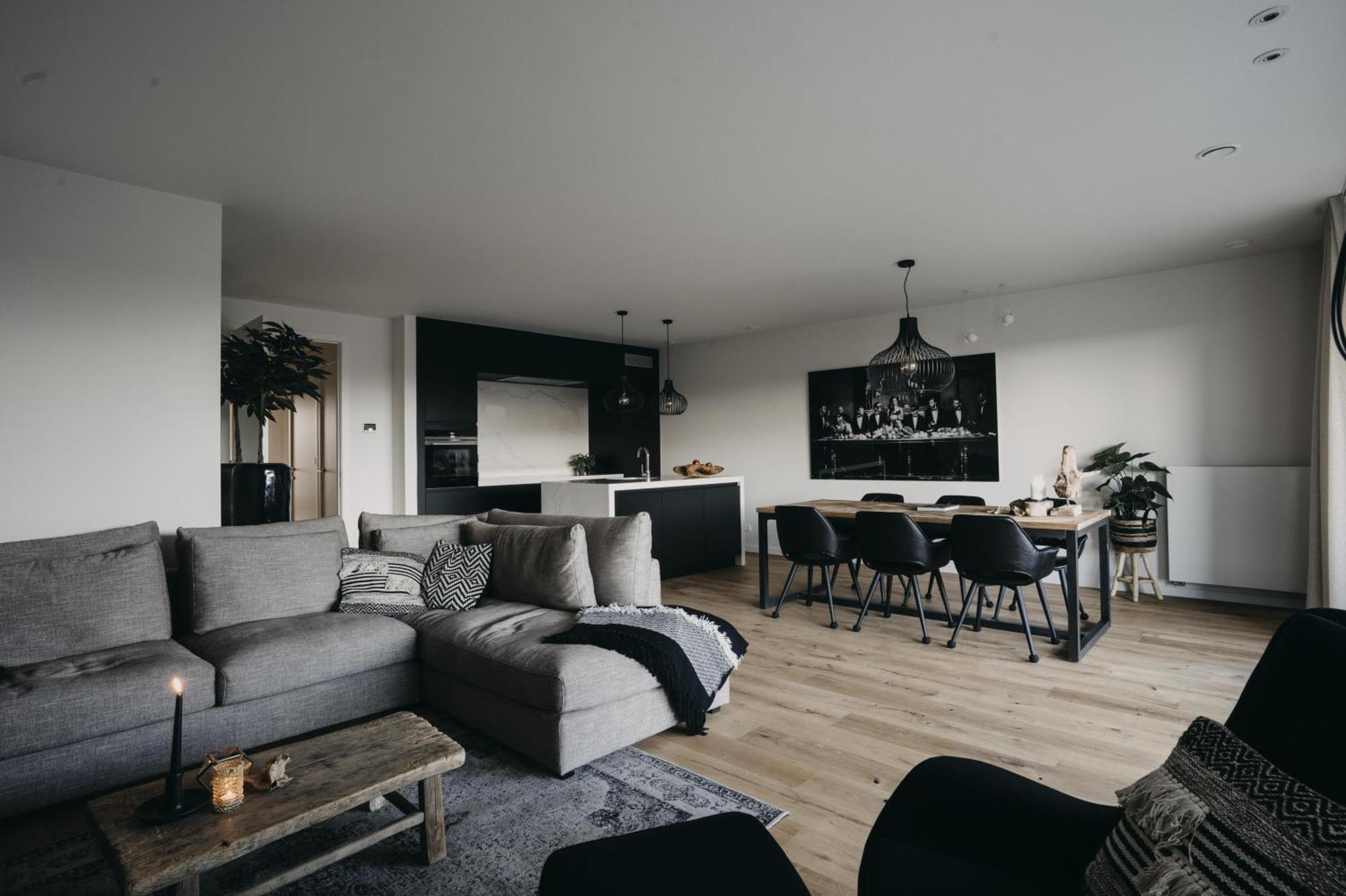 Huswell - The Tide - Stylish Seaview Apartment For 4 - Prime Location & Private Parking Cadzand Buitenkant foto